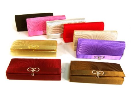 Satin Evening Bag. 419r.