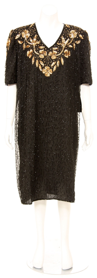 Sequined V-Neck Knee Length Half Sleeves Cocktail Dress