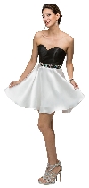 Strapless Sweetheart Two Tone Short Homecoming Party Dress in an alternative image