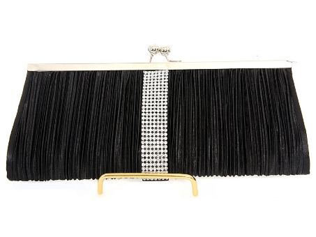 Ruched Elegance Evening Bag in Black. ch-3475-bk.